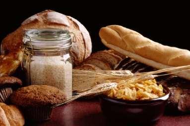 CARBOHYDRATES STARCH SUGARS BREADS, CEREALS, RICE, PASTA AND