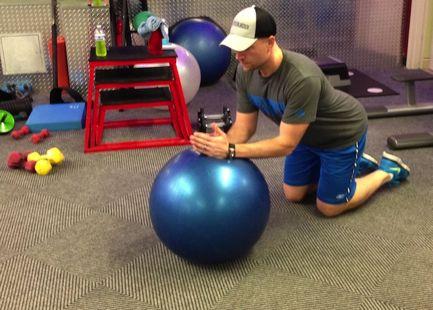 Workout C Stability Ball Rollout Kneel on a mat and place your clasped hands on the top of a medium sized ball.