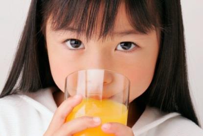4 Current Fruit Consumption Patterns in United States Typical Fruit to Juice Intake Ratio is 2:1
