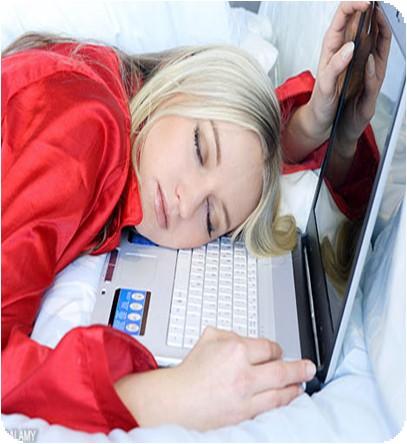 This is known as hypersomnia, recurrent sleepiness that makes people want to nap repeatedly, even at work. Not surprisingly, the problem of daytime sleepiness usually starts at night.