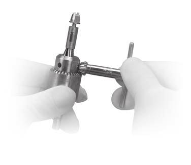 5 Backup Milling Assembly (INCORRECT) Place Backup Milling Assembly into a standard surgical drill. Caution: The use of a reamer/wire driver is not recommended.