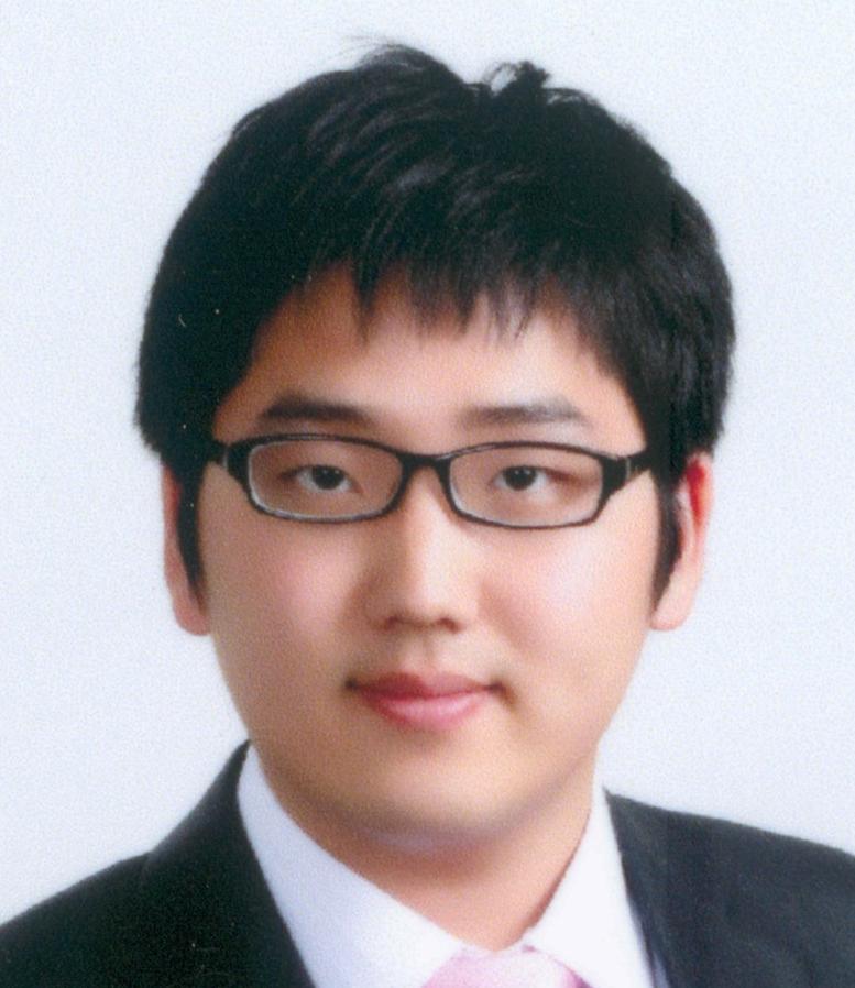 He is currently working as a CTO of K-Healthwear R&D Center, which is mobile healthcare solution company.