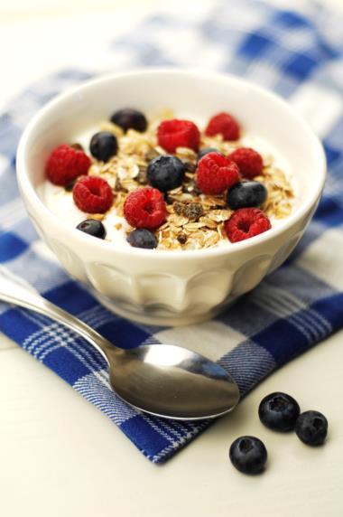 Meal suggestions Breakfast Porridge try it topped with fresh or dried fruit Multigrain bread or toast with monounsaturated spread