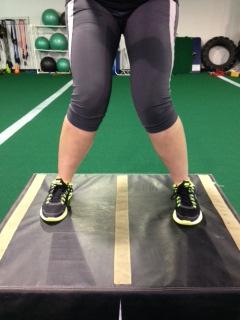 15 (10 o -25 o in ext)» Hamstrings co-contraction provides a protective mechanism for the ACL.