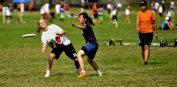 STAGE 5: Ages 15-19 Train to Compete (T2C) T2C focuses on creating a strong support network to assist the athlete with their development as demands in and outside of Ultimate increase.