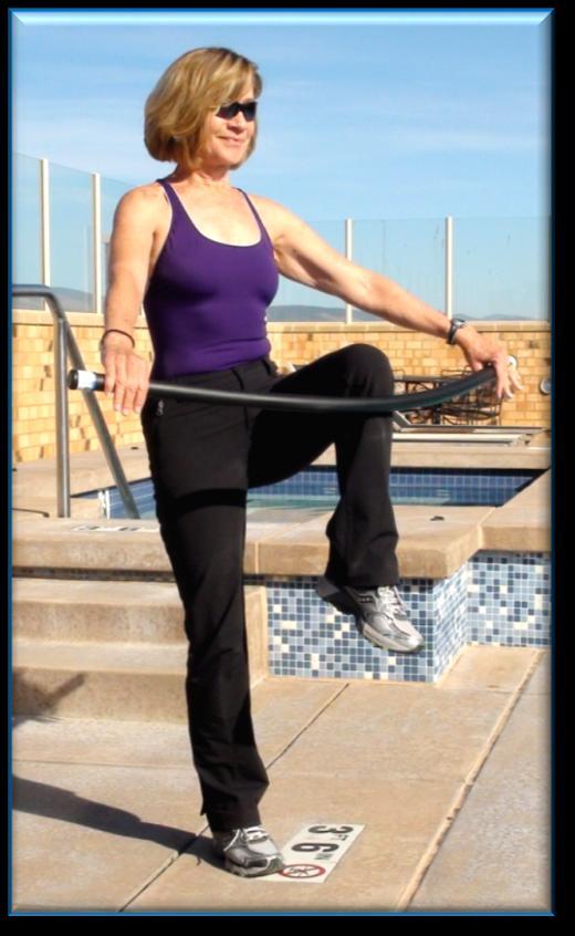Over-The-Knee Row Position the AquaFLEX Bar horizontally below the front of one knee,