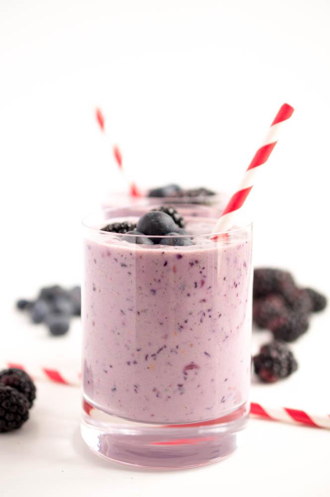 Berry Green Smoothie Serves 1 Ingredients: -3/4 c. low fat vanilla yogurt -3/4 c. frozen mixed berries -1/2 c. spinach -1/2 c.