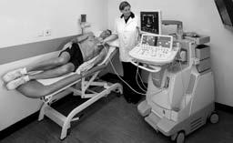 ECG changes at rest o Positive maximal exercise test in lower risk patient o Advantage over MPS - no