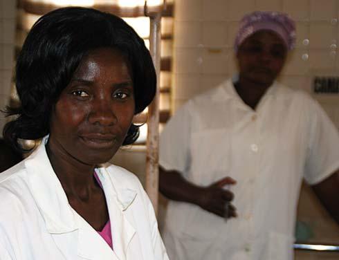 CURING MALARIA IN ANGOLAN CHILDREN WITH DRUGS THAT WORK Maria José Inés has seen many patients with malaria over the years. This year, she is seeing something different.