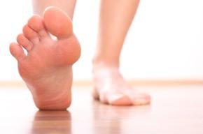 The joint at the base of your big toe can become painful and stiff as a result of arthritis. (Hallux rigidus).