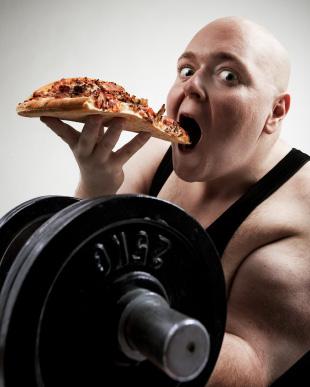 EATING FOR MUSCLE GROWTH: GETTING THE ANABOLIC ADVANTAGE Eating for muscle growth has been made to seem overly complicated by muscle magazines and the ever growing amount of blogs, message boards,