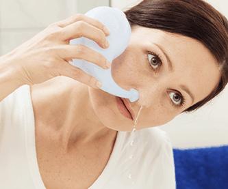 If you suffer simultaneously from a cold sore and a nasal congestion, blowing your nose may become very difficult. That s why a nasal rinse can bring you a great relief.