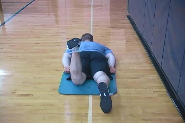 PRONE HIP EXTERNAL ROTATION Purpose To assess hip internal rotation with the hip extended. Lie prone with one knee flexed to 90 degrees.