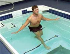 Increased dosage and speed. Hands are used to stabilize the front. Forward and backward along the pool (a).