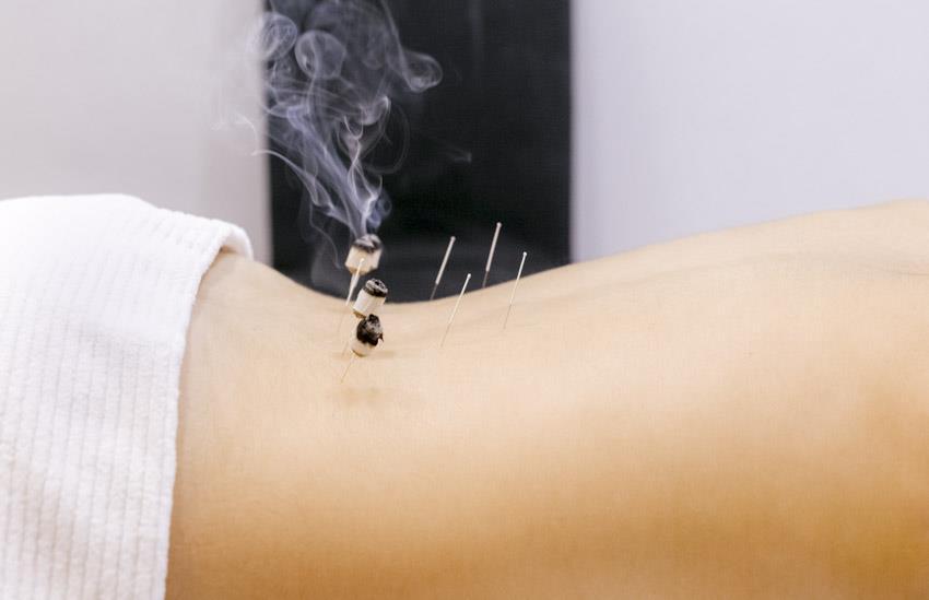 Acupuncture And Herbs Proven Effective For PID Treatment Published by HealthCMi on 29 May 2018 Researchers find acupuncture combined with herbal medicine effective for the treatment of chronic pelvic