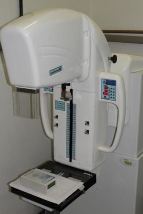 mammography system, in order to reach calibration conditions as close as possible to the quality control procedures used in hospitals and medical clinics.
