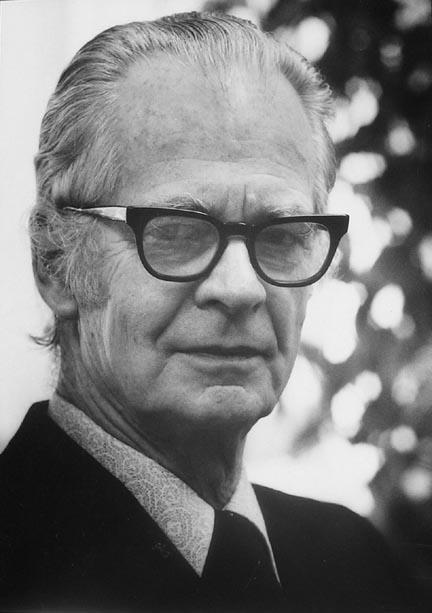 BF Skinner (1904-1990) Discovered Operant Conditioning Operant learning is associated with rewards and punishments This theory has been