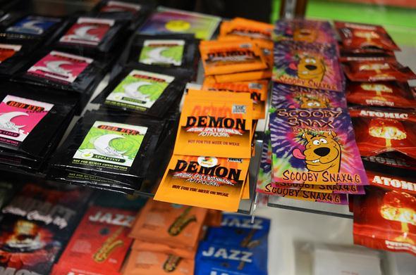 Effects of Synthetic Marijuana "Spice abusers who have been taken to Poison Control Centers report symptoms that include rapid heart rate, vomiting, agitation, confusion, and hallucinations.