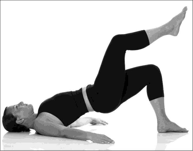 This is a tougher version: Lift your pelvis up. Raise your right leg.