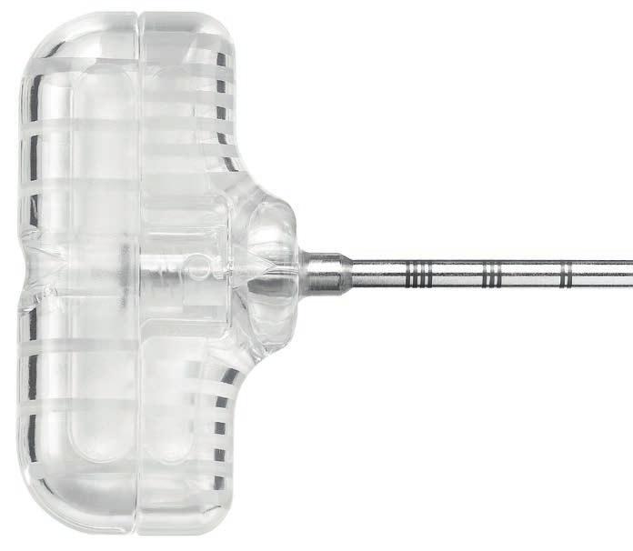 The sound locking TrokaCut with bayonet lock The outer cannula is advanced together with the solid stylet into the bone wall by turning clockwise and counterclockwise while applying firm and constant