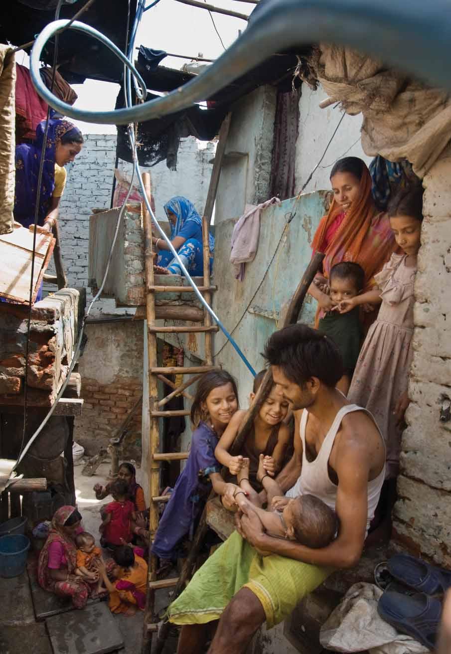 A slum in Delhi, India RAGHU