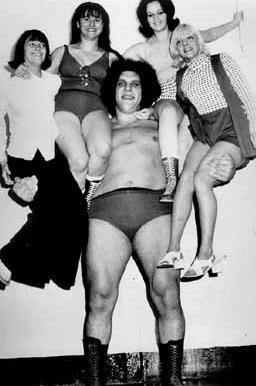 Pituitary under/overactivity Andre the Giant - 7 4, 520 lbs.