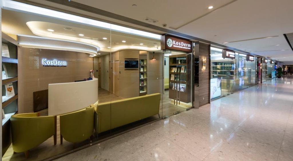 Photo 2: Human Health opens its first Polyhealth Specialists cum Concept Centre in the shopping mall of The Kowloon.