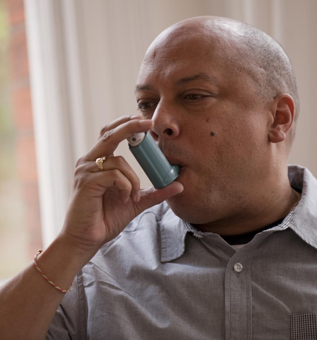 If you have any concerns about managing your asthma, you can call an asthma nurse specialist on Asthma UK s Adviceline 0800 121 62 44 your asthma action plan If you use an asthma action plan you are