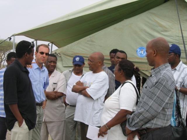 Mr. Horent and WHO and UNICEF officials during field visit to Foro and Ghelalo in