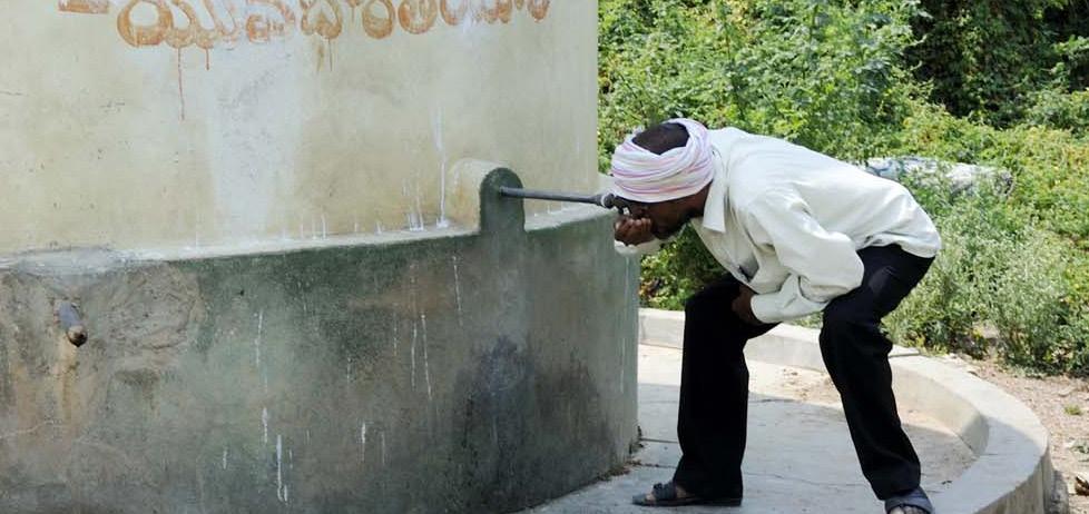 Main source of drinking water: Tapwater - Households Andhra Pradesh 63.4 Srikakulam 21 Vizianagaram 34.6 Visakhapatnam 43.4 East Godavari 58.3 West Godavari 82.6 Guntur 48 Krishna 65.8 Kurnool 73.