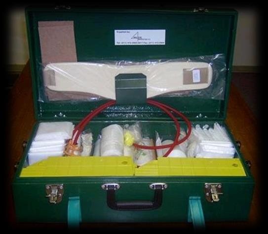 Mining First Aid Kit: Contents Included: Units: Contents Included: Units: Twisting Stick 300mm 2 Gloves Pair 5 Triangular N/W Single 18 F.A.D Large Stretch No 5 4 Splint Mandy 16 F.A.D Medium Stretch No 3 8 Splint Wooden Rectangular 2 F.