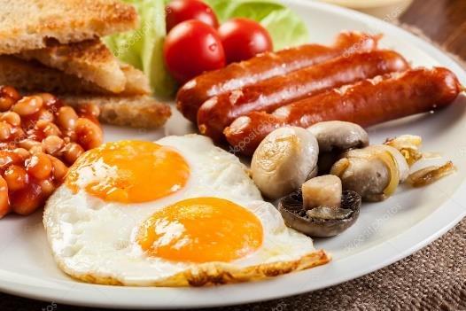 Breakfast should consist mainly of protein (50-75g) and fat, with as little carbs as possible (less than 50g). Good protein sources include pastured or organic eggs, lean meats, poultry, or fish.