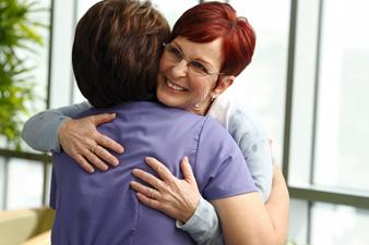 Peer Navigator Role Peer navigators can: Provide emotional support Help with problem solving Assist with accessing community resources (example: Caring Bridge) Accompany patients to doctor visits,
