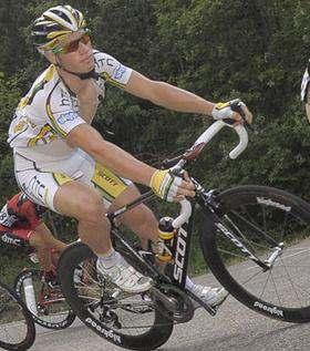 Tour de France 2015: Mark Renshaw Yesterday at the end of the stage 17 I came down with a migraine before the final climb and the pain never went away overnight.