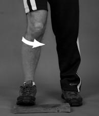Equalize pressure across the balls of the toes by moving the kneecap to a forward facing position (Picture 14).
