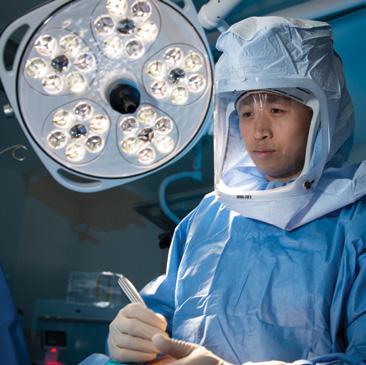 Robert Li, MD ROBERT LI, MD, attending orthopedic surgeon at NewYork-Presbyterian Queens and Assistant Professor of Clinical Orthopaedic Surgery at Weill Cornell Medicine, joined the hospital in