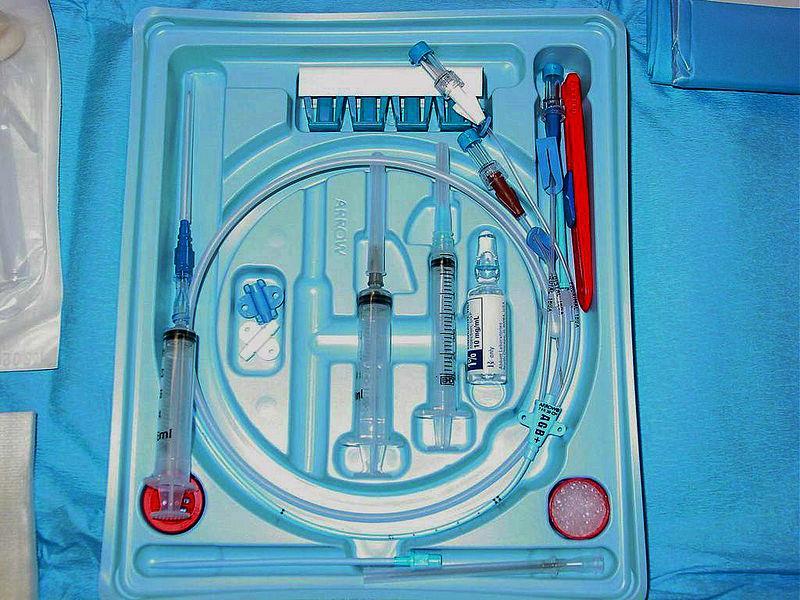 Venous Catheters All centrally-placed catheters require an initial needle