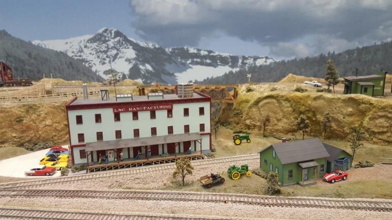 The next photo is of a quarry and gravel complex that was done in N-scale.