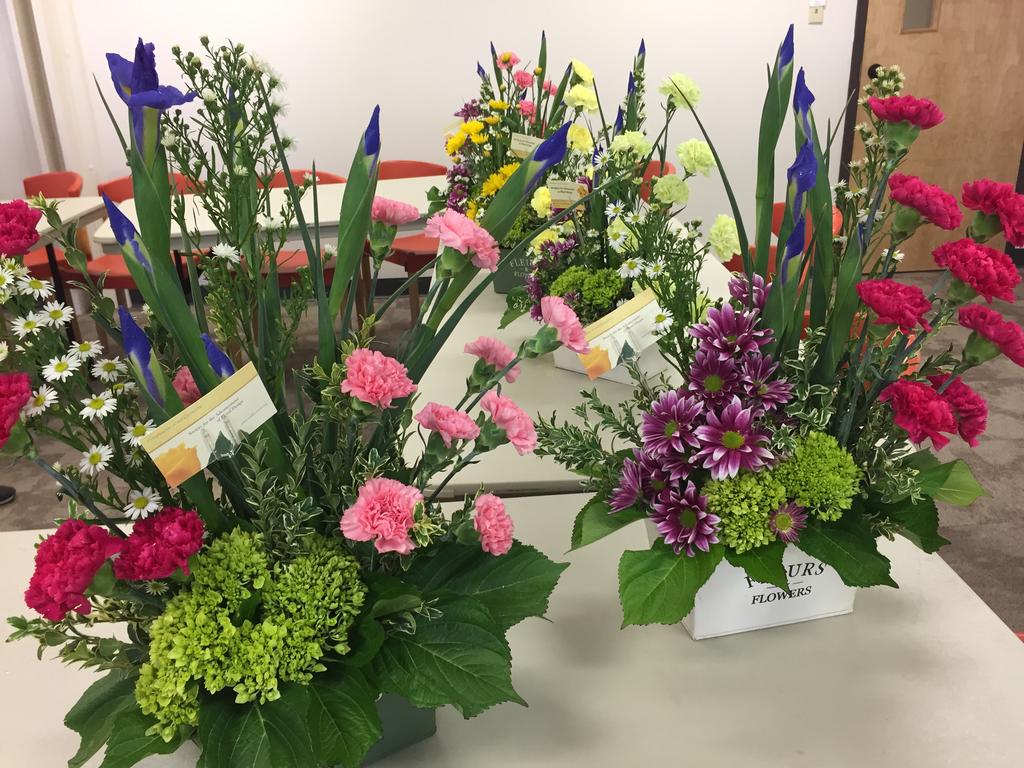 Volunteering: Share the Love Event On March 13, eight lovely SAFD ladies created 14 beautiful fresh floral arrangements at our last Community Affairs workshop for the year.
