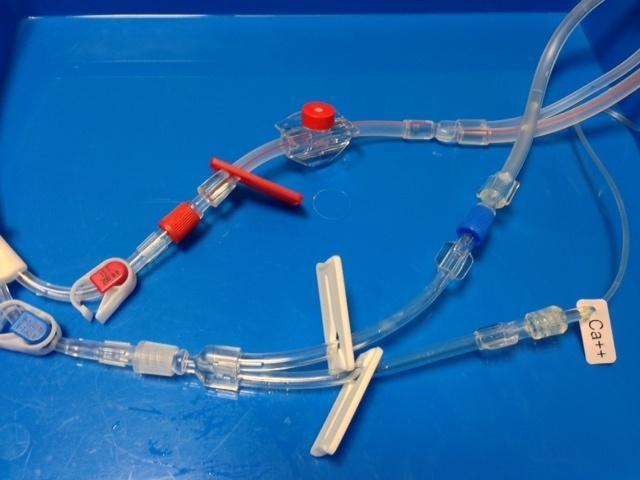 Picture 1: Connecting Tubing to VasCath.