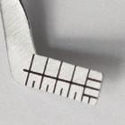 2 The toe and lower edge can be used to position the bracket without binding in the bracket slot when it is withdrawn,