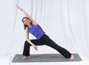 Extended Angle (Utthita Parsvakonasana) Benefits: Strengthens ankles and muscles in the thighs Opens the hips Improves digestion Stretches muscles in the back and sides of the body If starting from