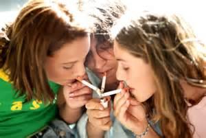 Why Compliance Checks? Retail clerks play a key role in decreasing youth access to tobacco by routinely carrying out the law not allowing youth under 18 to purchase tobacco products.