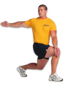 band at all times Contract your back glute at the bottom of the lunge Rotate your torso towards the