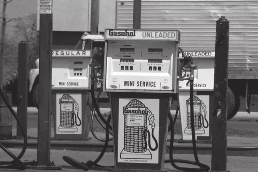 6 3 Ethanol (alcohol) can be mixed with petrol to make gasohol. The photograph shows three gasohol pumps at a service station. The flowchart shows one way of manufacturing ethanol.