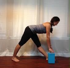 Pyramid Blocks can be used for support and give more space to ensure that flexion is from