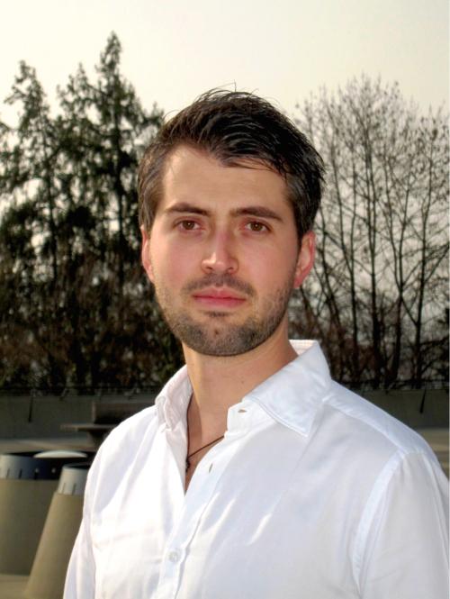 enewsletter of the Chiari & Syringomyelia Foundation THIS MONTH S FEATURED RESEARCHER Simone Bottan received the M.Sc. degree in bioengineering from Politecnico di Milano, Milan, Italy, in 2008.