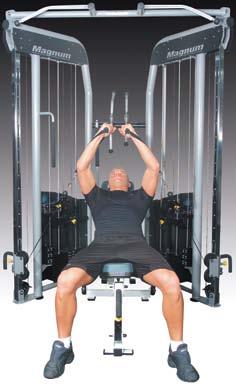 2044 : PRO FUNCTIONAL TRAINER Pulleys adjust into 17