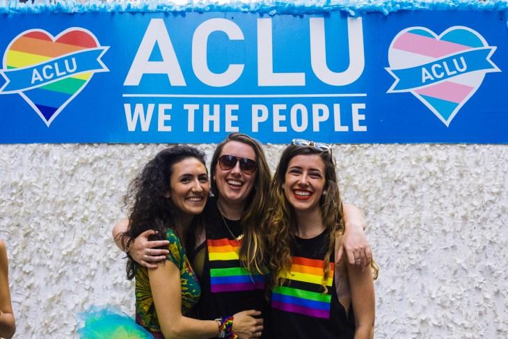 2018 SINGLE EVENT SPONSORSHIP PACKAGES THE ACLU and NYCLU LGBT & HIV PROJECT RECEPTION Thursday, June 14, 2018 6:30 PM Cleary Gottlieb, One Liberty Plaza An annual networking reception