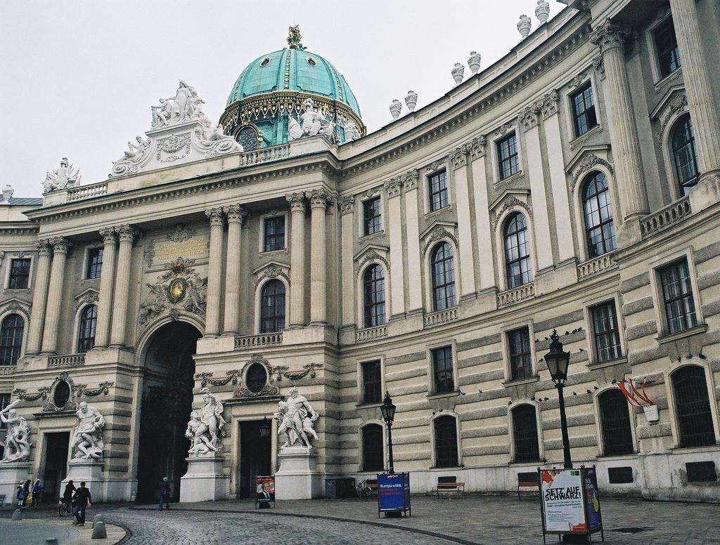 LOCATION INSTITUTE OF ANATOMY VIENNA The faculty of Medicine in the University of Vienna was founded in 1365 by Duke Rudolf IV and is one of the oldest universities in the world.